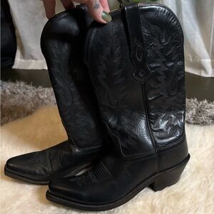 Women’s cowboy boots